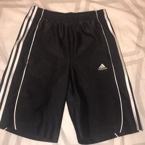 ✨adidas basketball shorts